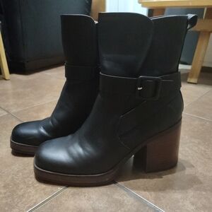 Black Leather Ankle Boots - 7.5 U.S.